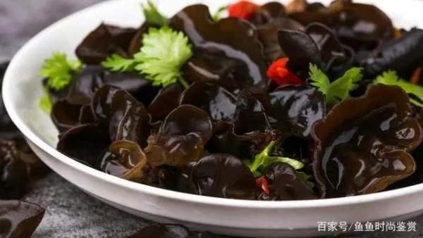 凉拌木耳的具体做法是什么?