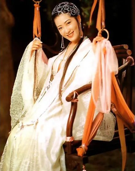 杨思敏资料简介写真图片:神乃麻美90年代亚洲最美第一胸