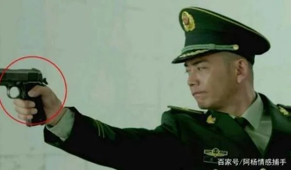 搞笑的穿帮镜头：个个都是经典，你知道哪些穿帮镜头？