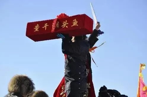 #查干湖冬捕#迄今为止,查干湖最大的头鱼有多重?