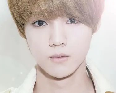 谁有EXO-M的成员的照片名字简介。 。要分开的照片和名字，，我分不清。。