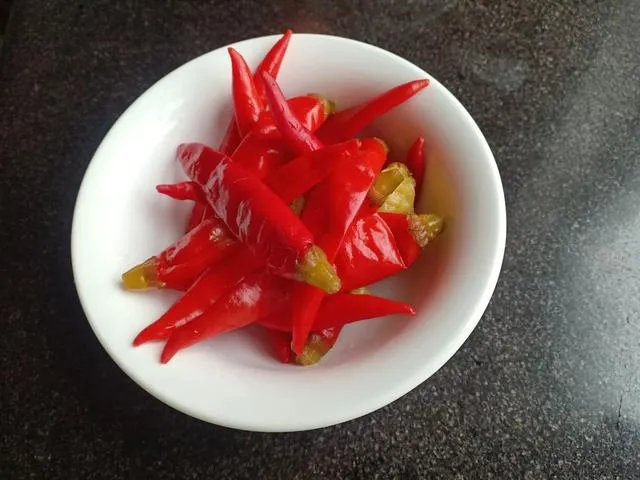 四川泡菜有哪些特点？