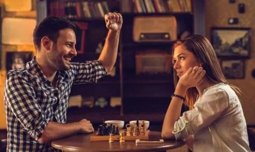 怎么跟女生聊天 不会和妹子聊天怎么办