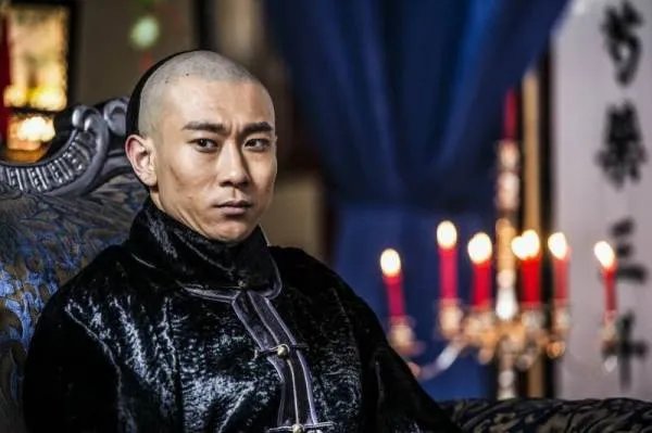 电视剧《天下粮田》的剧情讲了什么？