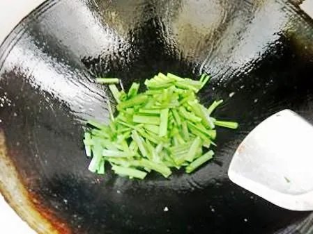 绿豆芽怎么炒好吃？