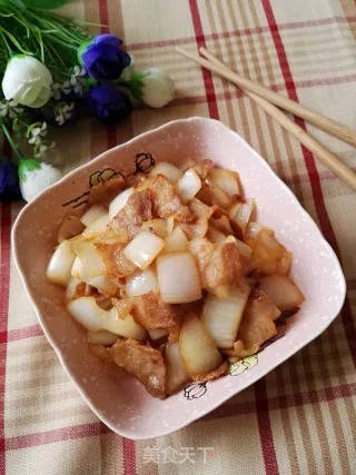 洋葱炒肉