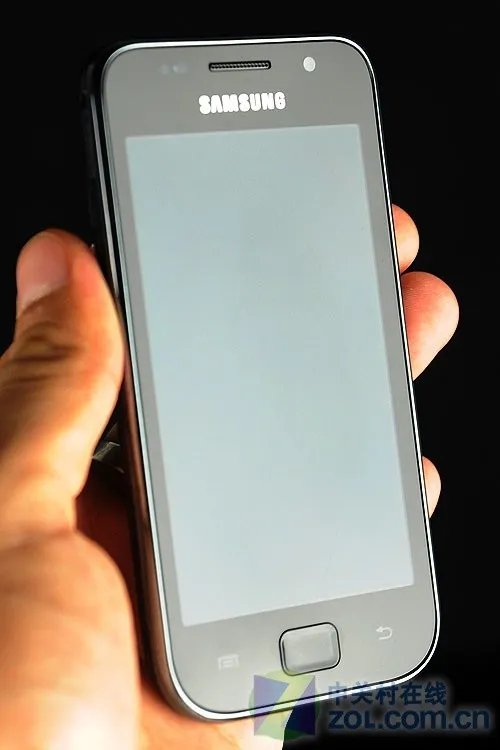 Android旗舰回归 GALAXY三星I9008L评测