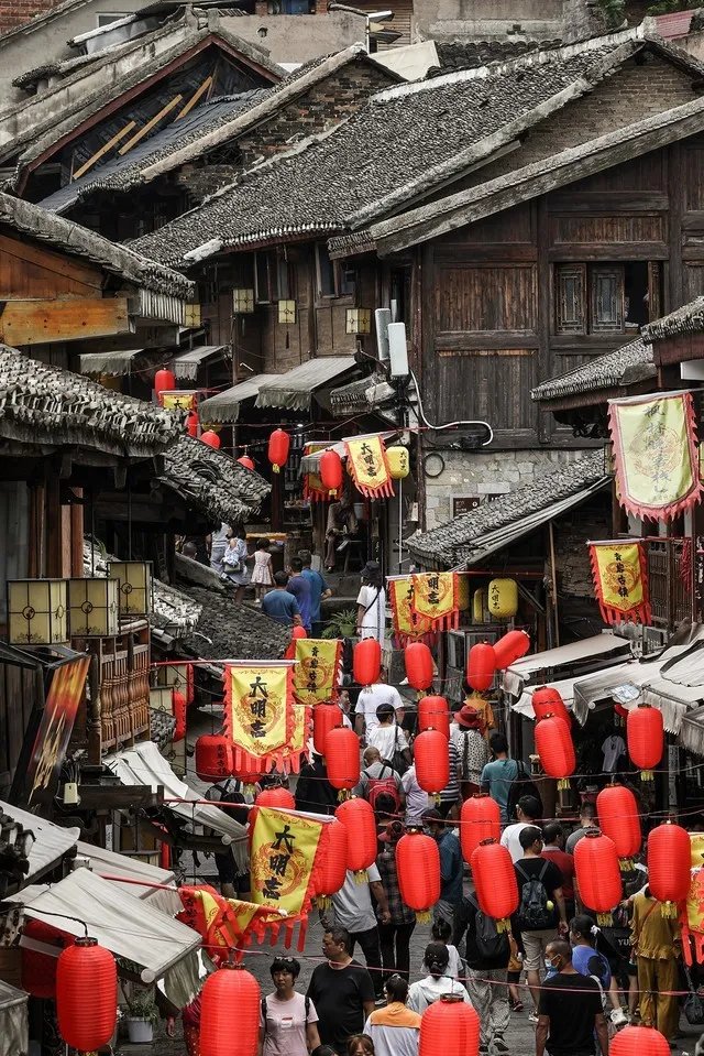 佳能RF广角标准长焦镜头 哪款适合你？