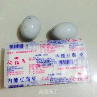 皮蛋豆腐