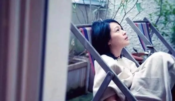 刘若英的歌声唱哭了很多人，她经历过什么呢？