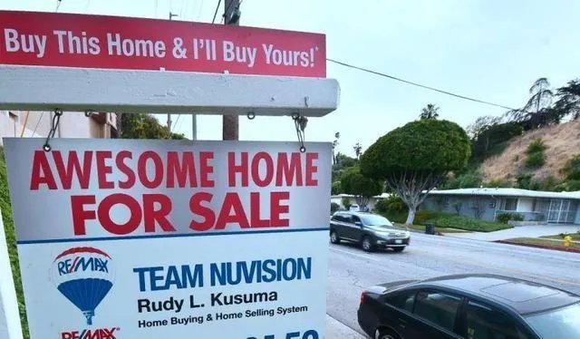 美国一个中产阶级的月工资大约会是多少呢？