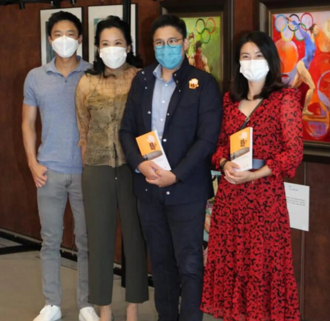 郭晶晶婆婆大胆穿薄纱，60多岁的她状态如何？