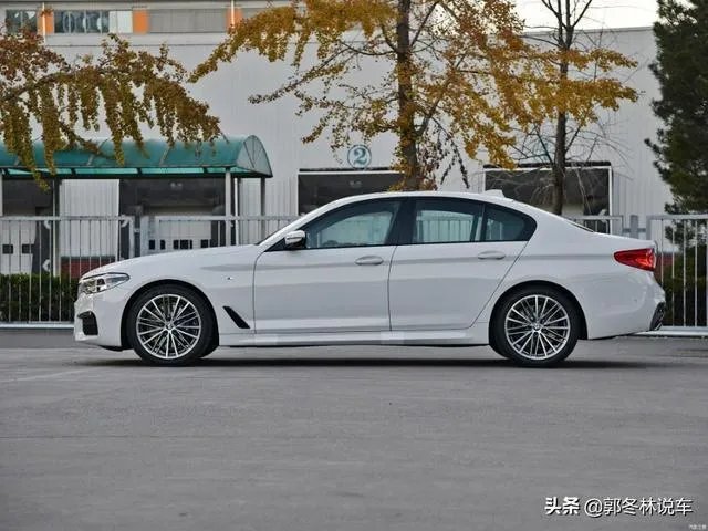 进口宝马5系和华晨宝马5系有什么区别？哪个好？