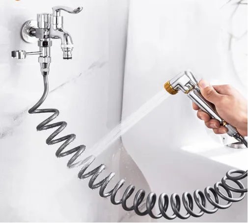 马桶旁边这个水龙头 真的是用来洗屁屁的