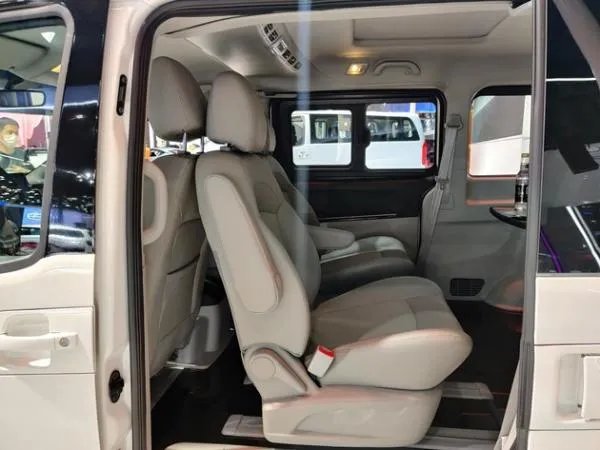 2021成都车展：2022款江淮瑞风L5亮相