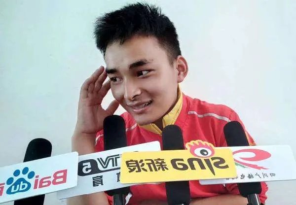 黄志芳世界散打冠军