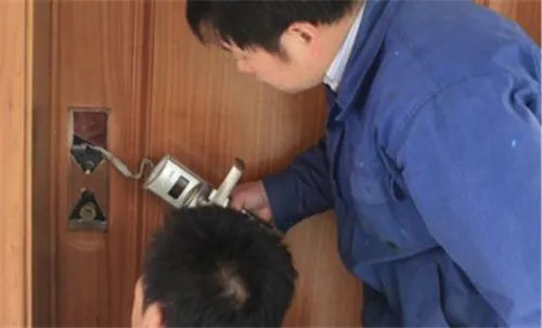 防盗门如何开锁