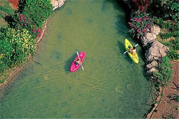 想去东江湖漂流适合几月份去？
