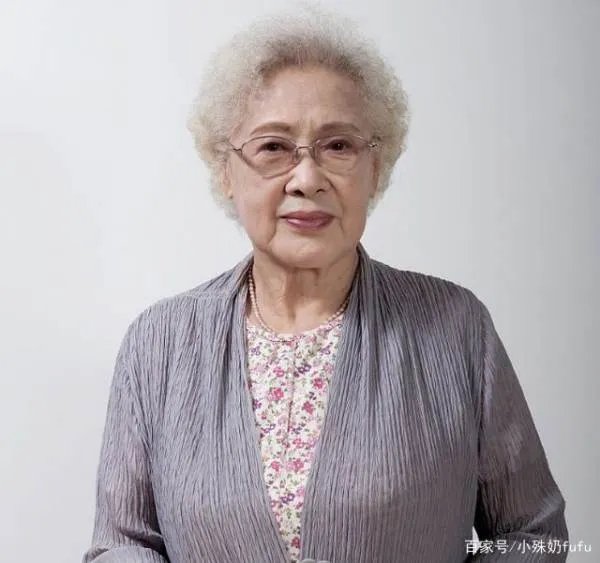 演员秦怡去世了是真的还是谣言？