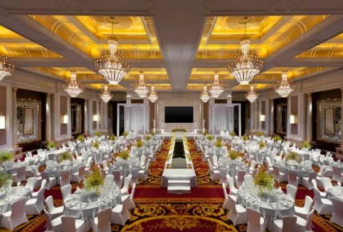 济南市适合办婚宴的酒店有哪些 济南阳光壹佰雅高美爵酒店办婚礼怎么样