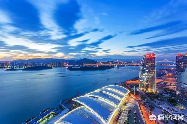 想去厦门找工作，有什么厦门本地网站能快速了解厦门？