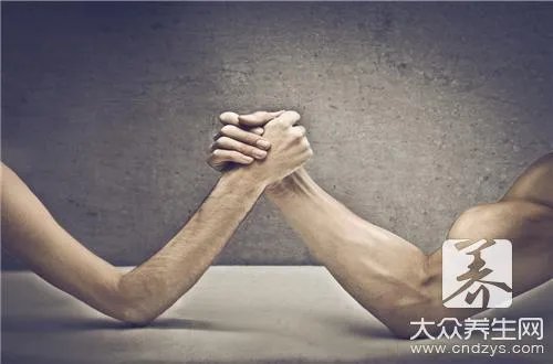 胳膊疼痛是怎么回事呢