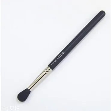 必备眼影刷有哪几种 眼影刷分类