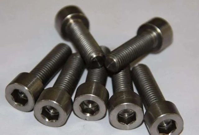 内六角螺栓标准 内六角螺栓国家标准