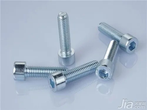 内六角螺丝与外六角螺丝的区别