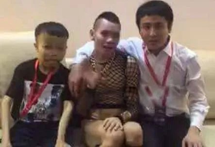 外星人陈山怎么消失了死了吗 跟散打是什么关系