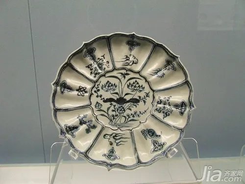 青花瓷器价格怎么样