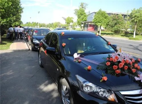 南京婚庆租车一天大概多少钱 婚庆租车选择技巧