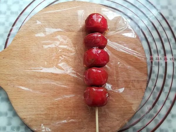 冰糖葫芦制作方法