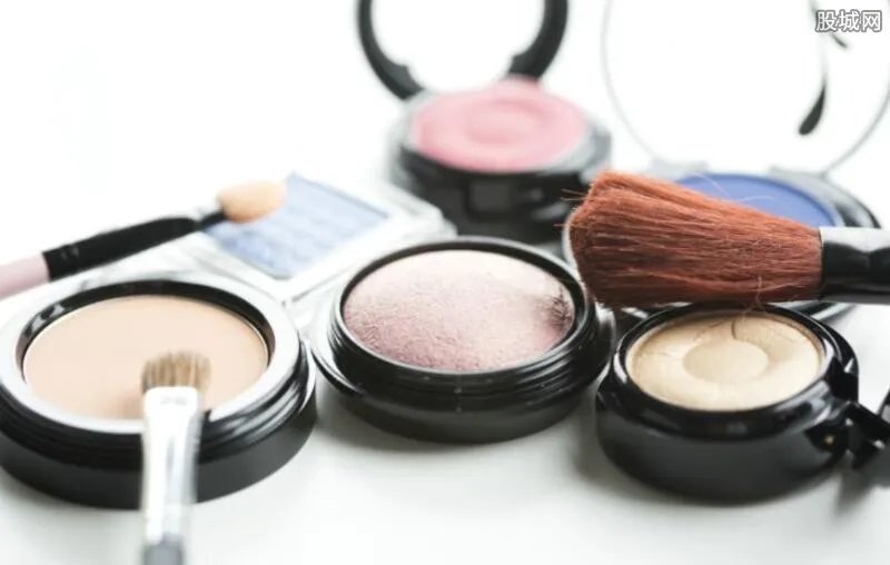 化妆品连锁店都有哪些  化妆品连锁店加盟费是多少钱