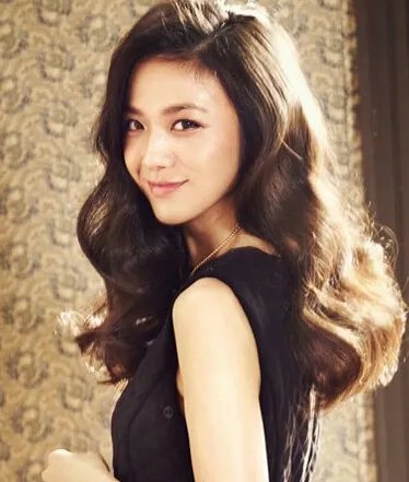 汤唯绝版人体艺术写真集 凭借《晚秋》再度封影后