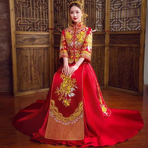 秀禾服可以当敬酒服吗 中式婚礼全程一般几套衣服