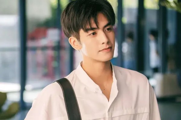 下一站幸福天天上热搜榜，男主角宋威龙会因此而火吗？