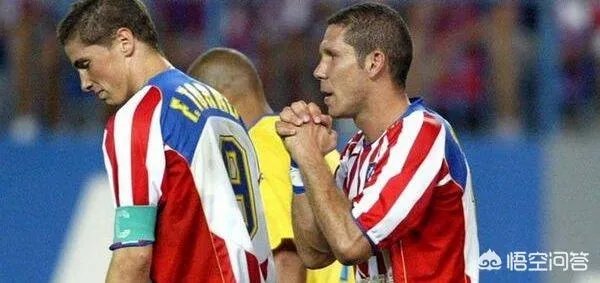 大家怎样评价费尔南多托雷斯的职业生涯，大家认为巅峰的托雷斯和巅峰的C罗谁更有杀伤力？