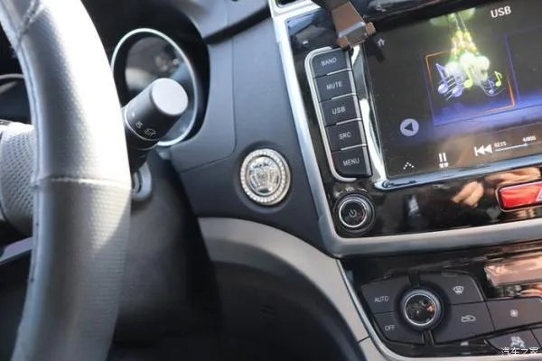 没有一个冬天不可逾越，没有一个春天不会来临，感谢哈弗M6相伴