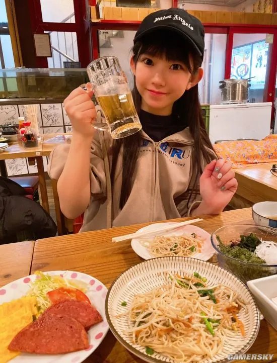 25岁依然童颜！萝莉系美女长泽茉里奈居家写真