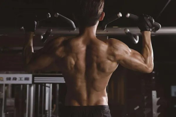 耐克股价上涨40%，为何现在的群体越来越注重健身了？