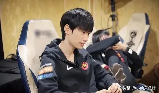 FPX爆冷输给estar后，官方微博被网友爆破：doinb还有脸复盘吗！你如何评价？