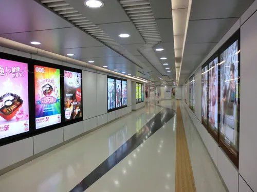 实拍样片：暗光环境+丰富的创意模式