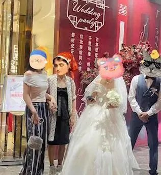 柳州一女子旅游遇婚宴随礼200元吃席，怎样提升自己的社交技能？