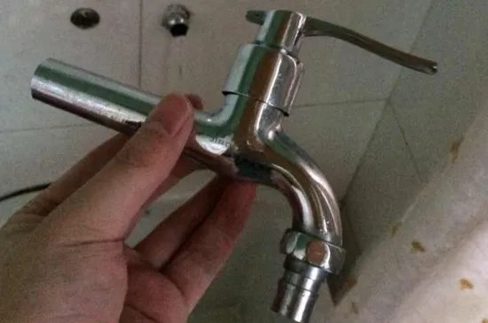 水龙头坏了怎么