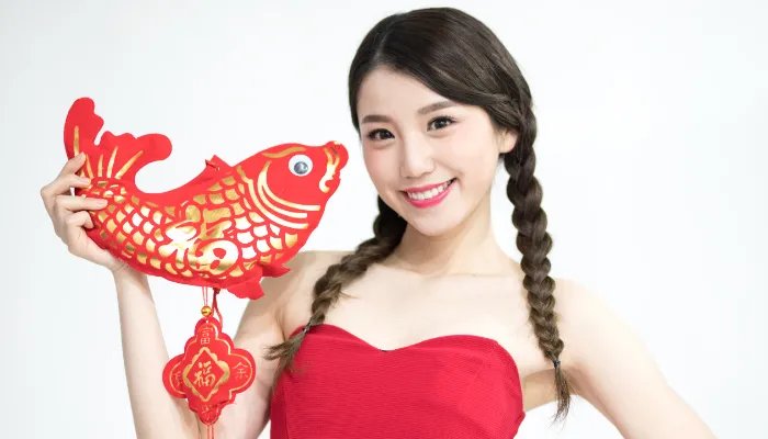 国字脸适合什么发型 国字脸女生适合的发型