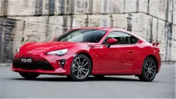 丰田86是属于什么级别的车？目前报价多少？