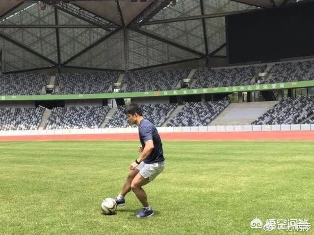 苏炳添微博秀脚法，你怎么看？