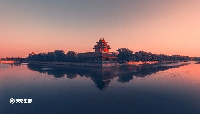 烽火连三月的下一句