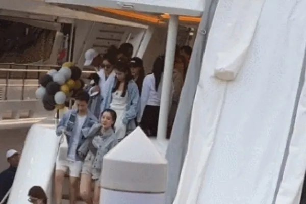 33岁王思聪过生日，现场到底有多奢华？